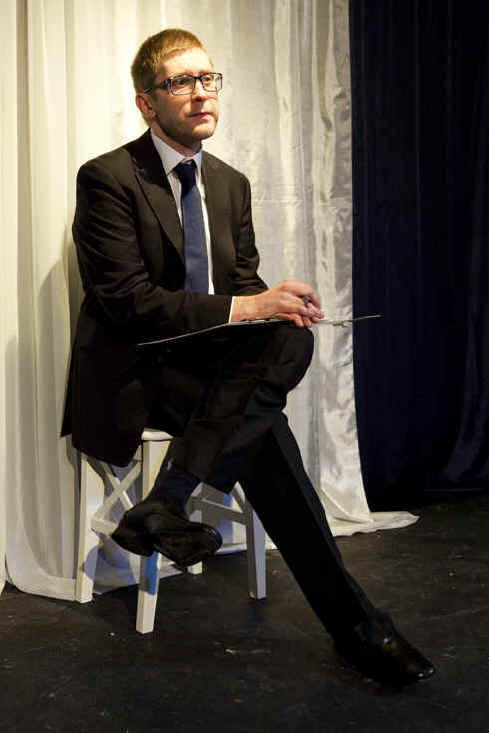 FiveKindsofSilence_004.jpg (268745 bytes)
