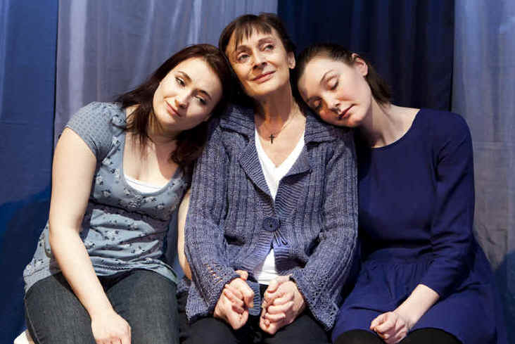 FiveKindsofSilence_063.jpg (352025 bytes)