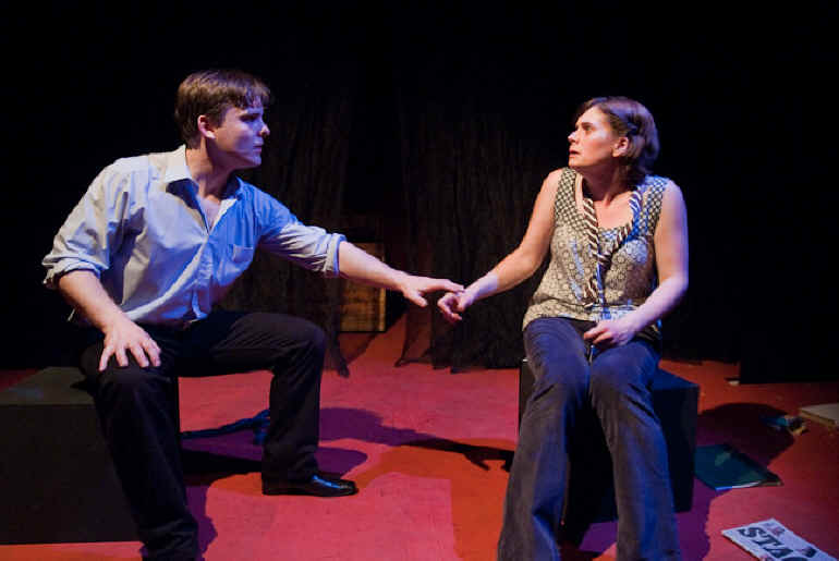 rcDSF0351.jpg (100457 bytes)